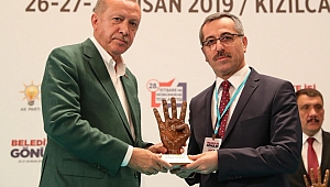 CUMHURBAŞKANI ERDOĞAN’DAN BAŞKAN GÜNGÖR’E ÖDÜL