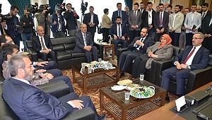 İSTİŞARE ETMEYEN BİZDEN DEĞİLDİR