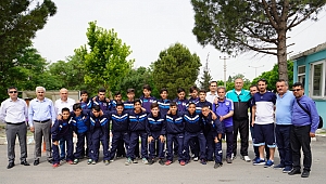 ASKF YÖNETİMİ 14 'LÜLERİN TEMSİLCİLERİNİ YOLCU ETTİ.