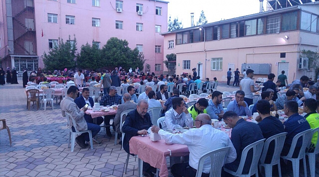 TÜRKOĞLU DURDU TANSEL IMAM HATİP ORTA OKULUNUN İFTAR'INA KATILIM BÜYÜK OLDU