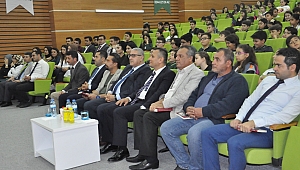 Emekli Vali ve Yazar Adnan Yılmaz Kahramanmaraş'ta Fuat Sezgin'i anlattı.