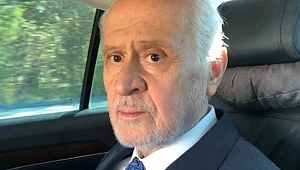 TÜRKİYE'NİN İSTİKRARI VE DENGESİ BİLGE LİDER TÜRKMEN BEYİ DEVLET BAHÇELİ GÖREVİNİN BAŞINA DÖNDÜ