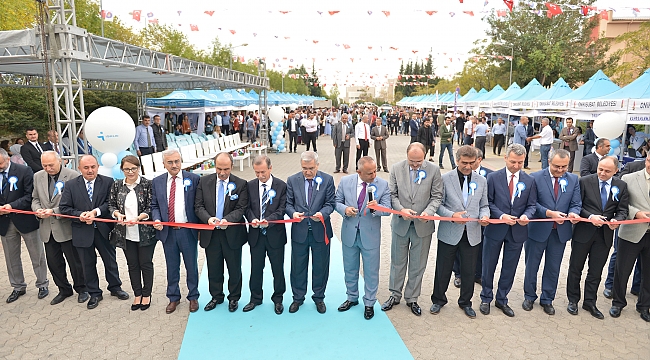 ÜNİVERSİTELİLER AKEDAŞ DAĞITIM’A YOĞUN İLGİ GÖSTERDİ