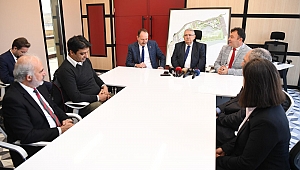 BAŞKAN MAHÇİÇEK’İN TERCİHİ, YERLİ ÜRETİM SÜS BİTKİLERİ