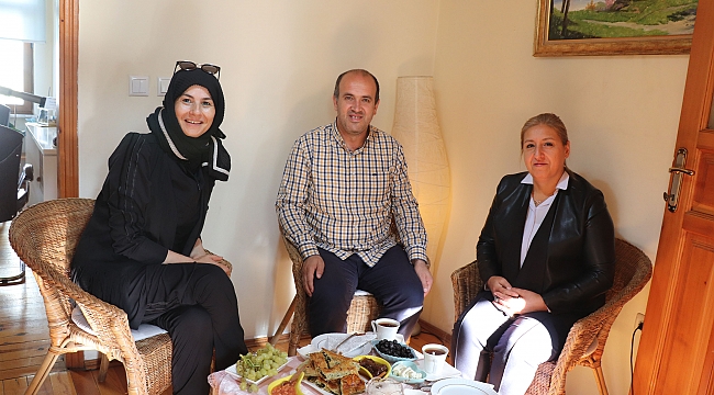 BİR ŞEHİR, İKİ KADIN