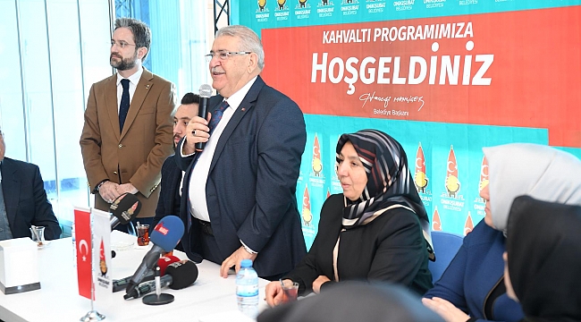 BAŞKAN MAHÇİÇEK LÖSEMİLİ ÇOCUKLARLA MUTLULUĞUN RESMİNİ YAPTI