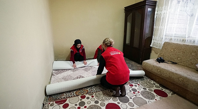 GÖNÜLLÜ GENÇLİK GÖNÜLLERE DOKUNUYOR
