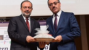MODERN ZAMANLARDA MÜSLÜMAN OLMAK KONFERANSI