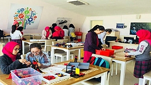 STEM YENİ MUCİTLERLE YOLA DEVAM EDİYOR