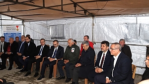 MAHİR ÜNAL ŞEHİTLERE TAZİYE ZİYARETİNDE BULUNUYOR