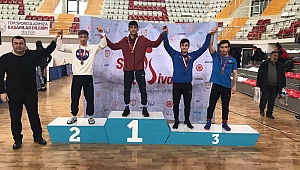 YİNE TÜRKİYE ŞAMPİYONU BİZİM GÜREŞÇİLERİMİZ. HEDEF DÜNYA ŞAMPİYONASI