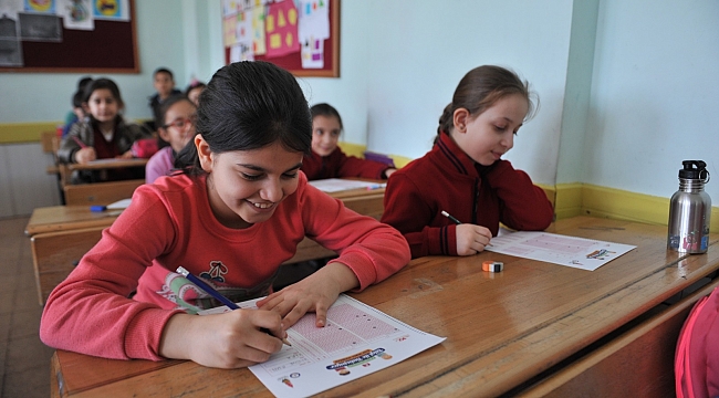 ONİKİŞUBAT BELEDİYESİ’NDEN “KAHRAMANMARAŞ BİLGİYLE BULUŞUYOR” SINAVI