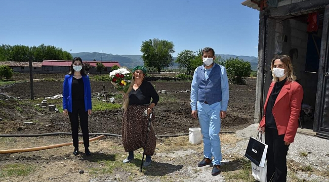 BAŞKAN OKUMUŞ; ŞEHİT ANNESİNİN KABİR ZİYARETİ İSTEĞİNİ YERİNE GETİRDİ