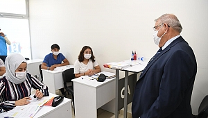 BAŞKAN MAHÇİÇEK, ESNAFI GEZEREK UYARILARDA BULUNDU