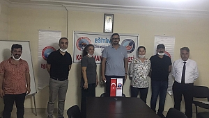 EĞİTİM-İŞ SENDİKASI YENİ YÖNETİM KURULUNU BELİRLEDİ