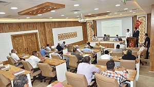 TÜRKOĞLU BELEDİYE MECLİS TOPLANTISINDA ŞEHİTLER İÇİN DUALAR EDİLDİ, ERMENİSTAN KINANDI