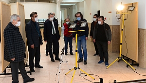 PROF. DR. NİYAZİ CAN, ROBOTİK LABORATUVARINDA İNCELEMELERDE BULUNDU
