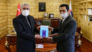 ÜNİVERSİTEMİZ VE TÜRKİYE YAZARLAR BİRLİĞİ KAHRAMANMARAŞ ŞUBESİ ARASINDA İŞBİRLİĞİ PROTOKOLÜ İMZALANDI