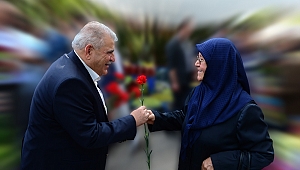 BAŞKAN MAHÇİÇEK, “SONSUZ SEVGİ ABİDELERİ OLAN ANNELERİMİZİN GÜNÜ KUTLU OLSUN”