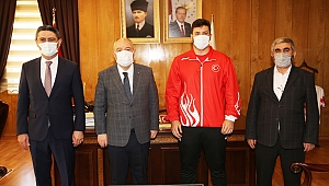 MİLLİ GÜREŞÇİ HEMŞEHRİMİZ ANIL BERK KILIÇSALLAYAN’I MİSAFİR ETTİK