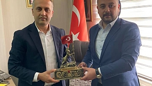 ONİKİŞUBAT ÜLKÜ OCAKLARI BAŞKANI FATİH POYRAZ'DAN ZİRAAT ODASI BAŞKANI MEHMET ÇETİNKAYA'YA ZİYARET