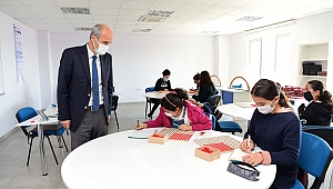 DULKADİROĞLU GENÇLİK MERKEZİ GENÇLERİN İLGİ ODAĞI OLDU