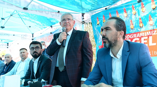 BAŞKAN MAHÇİÇEK, BİSİKLET YOLUNDA MUHTARLARLA BİR ARAYA GELDİ