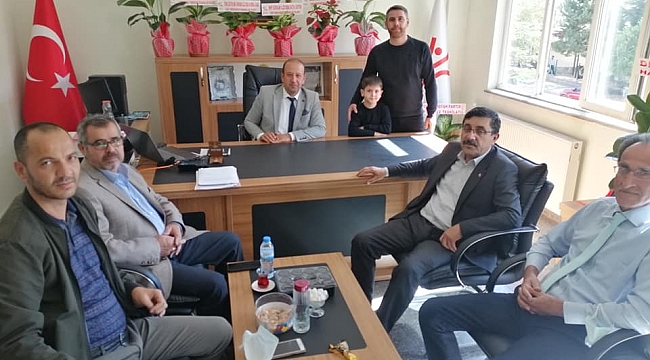 BAŞARILI ÇALIŞKAN BÜROKRAT ALİ OSMANOĞLU..