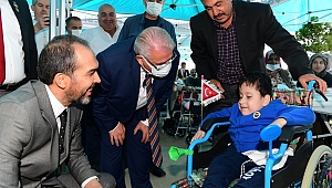Başkan Mahçiçek, Expo Alanında Engelli Bireylere “Yüzünüz Gülsün” Dedi