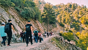 Bük Deresi Ziyaretçilerini Hayran Bıraktı
