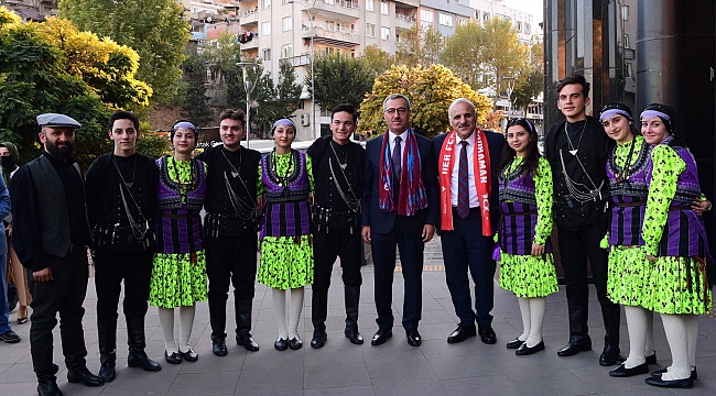 Tarihi Etkinlikte Tek Ses: Ebediyete Kadar Kardeşiz