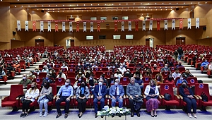 Üniversitemizde ‘Sonbahar Yaprakları’ Piyano ve Saksafon Konseri Düzenlendi