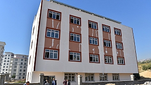 BAŞKAN OKAY’DAN EĞİTİME BÜYÜK KATKI