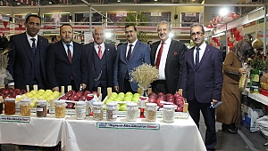 TARIM FUARI'NDA GÖKSUN ELMASINA YOĞUN İLGİ...