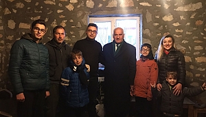 BAŞKAN CÜCE'DEN ÜRETİCİSİ VE MESLEKTAŞINA ZİYARET