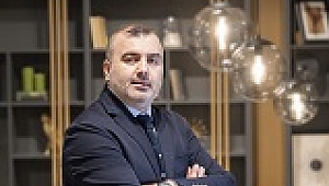 Kelebek Mobilya eğitim kursu ile sektöre personel yetiştiriyor...