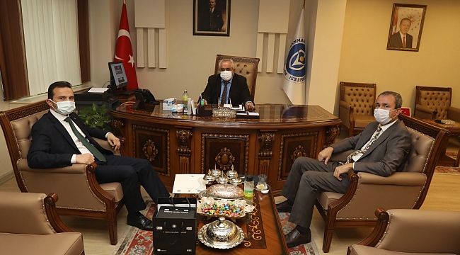 TÜRKİYE ULUSAL AJANSI BAŞKANI İLKER ASTARCI KİÜ REKTÖRÜ PROF. DR. SAMİ ÖZGÜL’Ü ZİYARET ETTİ