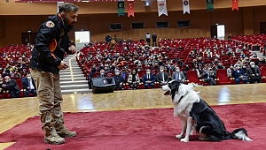 Üniversitemizde, Emniyet Genel Müdürlüğü İşbirliğiyle Uyuşturucu Madde Kullanımı ile Mücadele Semineri Düzenlendi