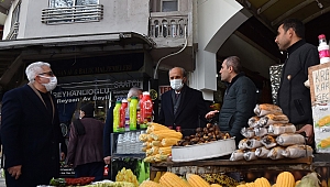 BAŞKAN OKAY, KAPALI ÇARŞI ESNAFIYLA BİR ARAYA GELDİ