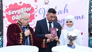 Onikişubat Belediyesi’nden Sevgililer Günü’ne özel muhteşem toplu nikah töreni