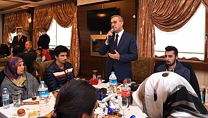 ŞEHİT ÇOCUKLARINA KARNE HEDİYESİ