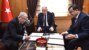 ÜNİVERSİTE-MİLLİ EĞİTİM ETKİLİ İŞBİRLİĞİ ÖRNEĞİ: ÜNİVERSİTEMİZ İLE KAHRAMANMARAŞ İL MİLLİ EĞİTİM MÜDÜRLÜĞÜ ARASINDA EĞİTİMDE İŞBİRLİĞİ PROTOKOLÜ İMZALANDI