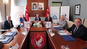 BAŞKAN GÜNGÖR DOĞAKA YÖNETİM KURULU TOPLANTISI’NA KATILDI