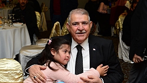 BAŞKAN MAHÇİÇEK; ‘ONLAR, SONSUZ SEVGİLERİ, İLE HAYATIMIZA TARİF EDİLEMEZ BİR GÜZELLİK KATIYOR’