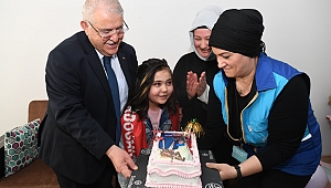 BAŞKAN MAHÇİÇEK'TEN CUMHURBAŞKANI ERDOĞAN HAYRANI MİNİK İKRA'YA DOĞUM SÜRPRİZİ