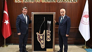 BAŞKAN OKUMUŞ'TAN MESLEKTAŞI OLAN TARIM BAKANIMIZ KİRİŞÇİ'YE ZİYARET