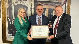 DEVLET ESKİ BAKANI VE 20-21'İNCİ DÖNEM ZONGULDAK MİLLETVEKİLİ HASAN GEMİCİ, TÜSİAV TÜRK SANAYİCİ VE İŞ ADAMLARI VAKFI BAŞKANI VELİ SARITOPRAK’A ZİYARETTE BULUNDU