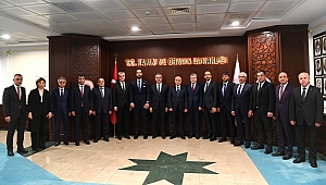 KAHRAMANMARAŞ İÇİN BİRLİKTE ÇALIŞIYORUZ