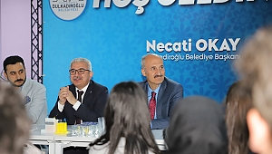 BAŞKAN OKAY GENÇLİK MERKEZİ ÖĞRENCİLERİYLE BİR ARAYA GELDİ