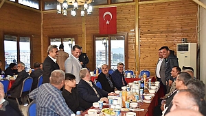 EKREM KARADENİZ KOOPERATİF ÜYELERİYLE İFTARDA BİR ARAYA GELDİ